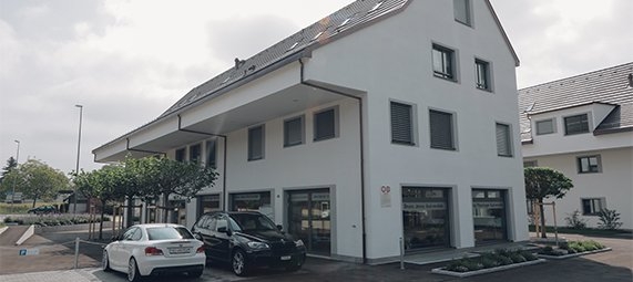ÜBER UNS